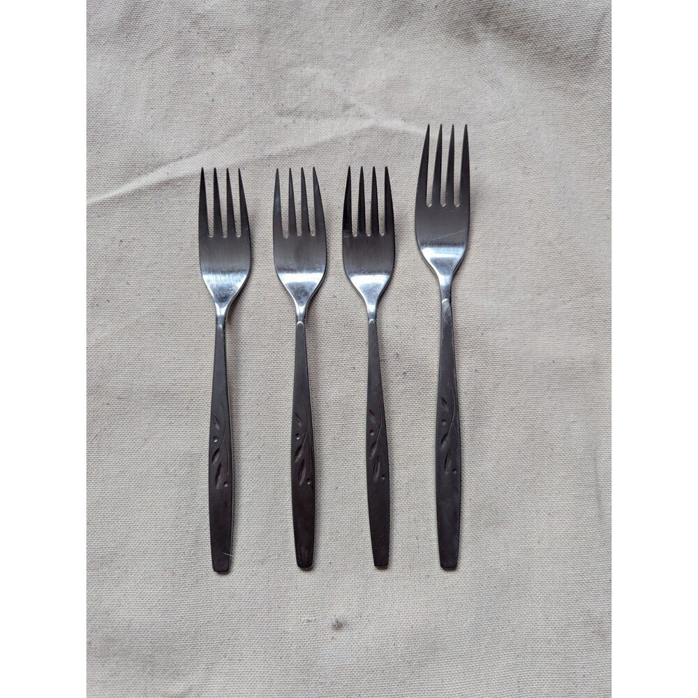 4 Oneida Heirloom Cube WILL O’ WISP Dinner Forks Stainless Steel